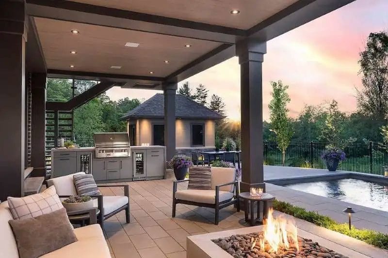 Should You Cover Your Outdoor Kitchen? Explore Benefits, Drawbacks, and Best Practices for Optimal Use