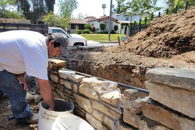 Easy Stone Wall Repair 4 Easy Stone Wall Repair 3