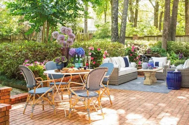 Create Your Dreamy Outdoor Oasis