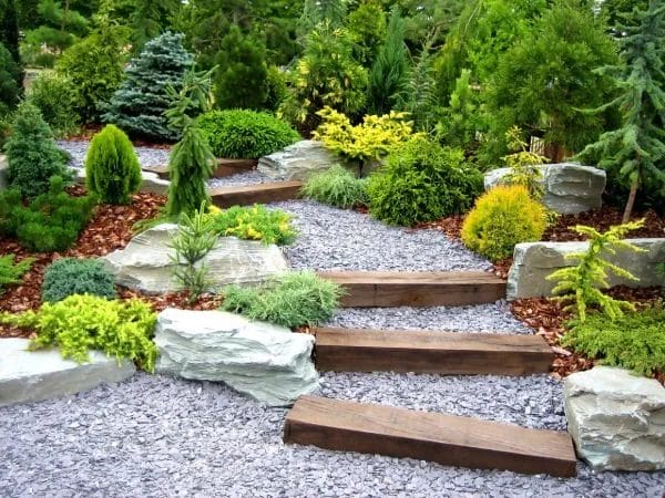 Small-Space Landscaping: 16 Creative Ideas 6 Small Space Landscaping 16 Creative Ideas 5